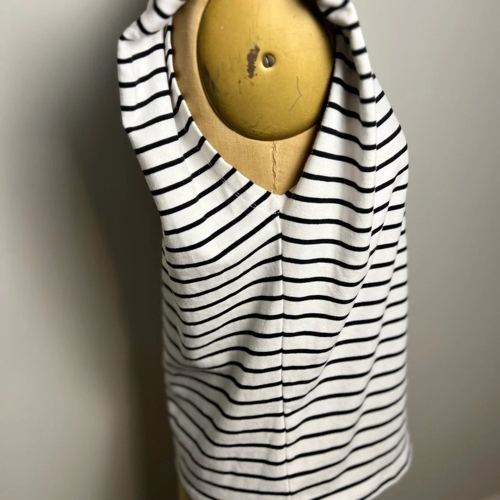 Anthropologie women’s black & white striped sleeveless cotton top XS - Picture 3 of 7